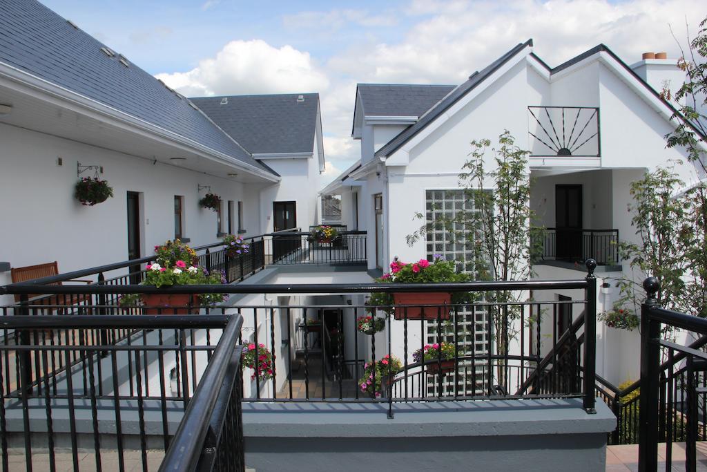 Donegan Court Aparthotel Galway Zimmer foto