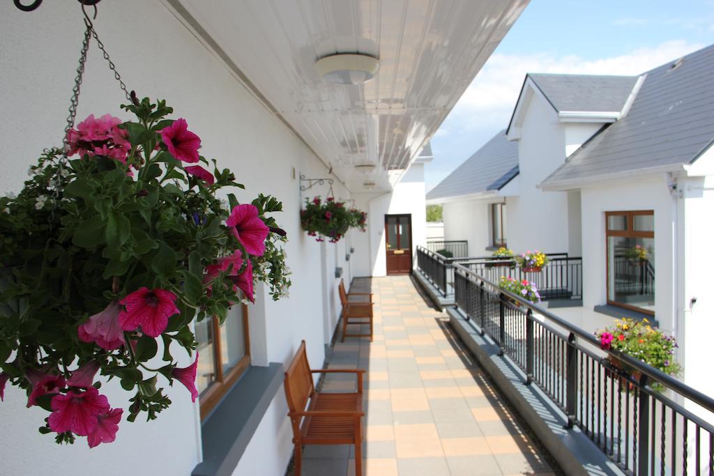 Donegan Court Aparthotel Galway Zimmer foto